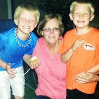 Carol Ritchie Photo 34