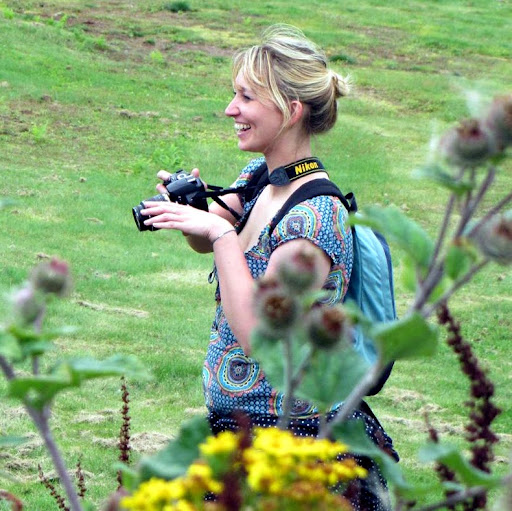 Laura Mackay Photo 20