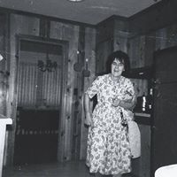Cynthia Lowery Photo 15