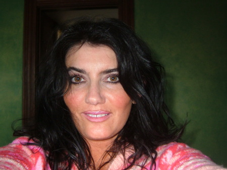 Angela Hall Photo 40