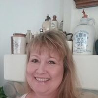 Michelle Ricker Photo 30