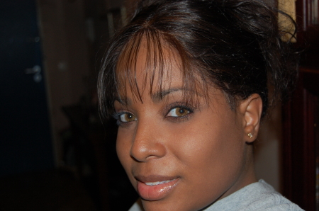 Nicole Poole Photo 28