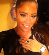 Ana Correa Photo 1