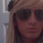 Samantha Gibbs Photo 20
