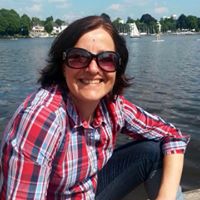 Anne Roy Photo 25