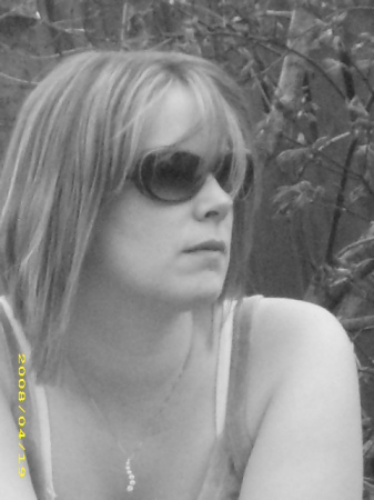 Jennifer Mayers Photo 25