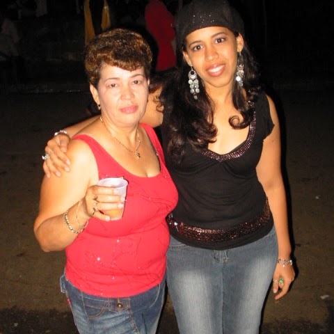 Angela Rodriguez Photo 19