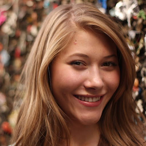 Kathryn Gregory Photo 17