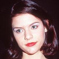 Angela Chase Photo 26