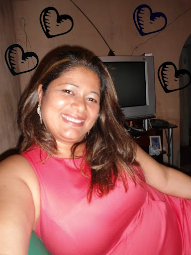Francisca Silva Photo 22