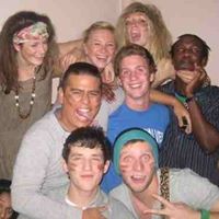 Laura Mills Photo 22