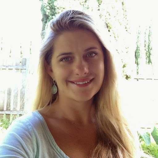 Elizabeth Rollins Photo 35