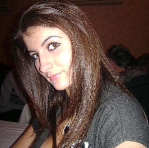Andrea John Photo 17
