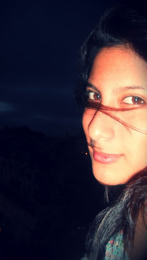 Maria Santillan Photo 31
