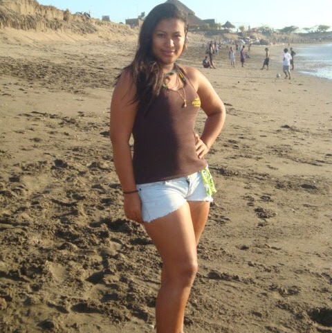 Elisa Reyes Photo 19