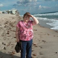 Cynthia Franks Photo 16