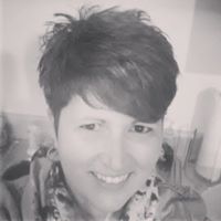 Christine Strong Photo 29