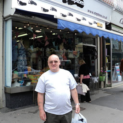 Paul Joyce Photo 25