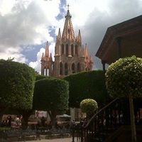 Eduardo Angeles Photo 9