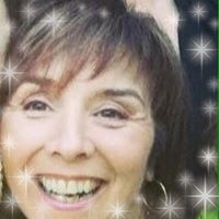 Julie Ashmore Photo 7