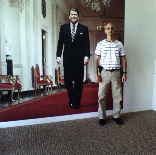Ron Sanders Photo 39