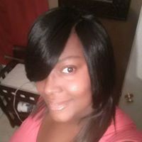 Nikki Howell Photo 11