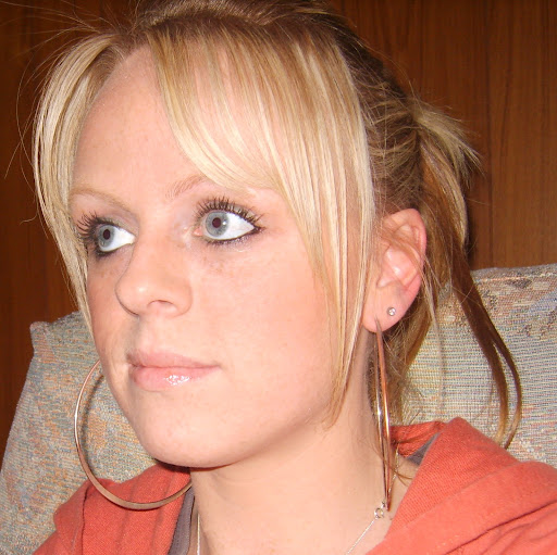 Melissa Humphries Photo 8