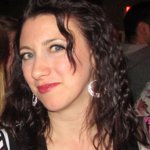 Sarah Duran Photo 35
