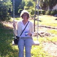 Elizabeth Cavanaugh Photo 14
