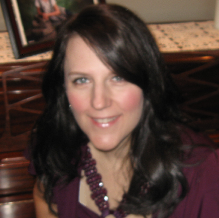 Holly Kelly Photo 33