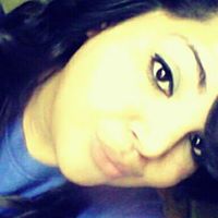 Brandy Flores Photo 3