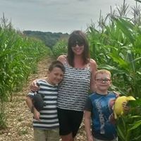 Suzanne Rowe Photo 24