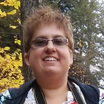 Lynn Gardner Photo 26