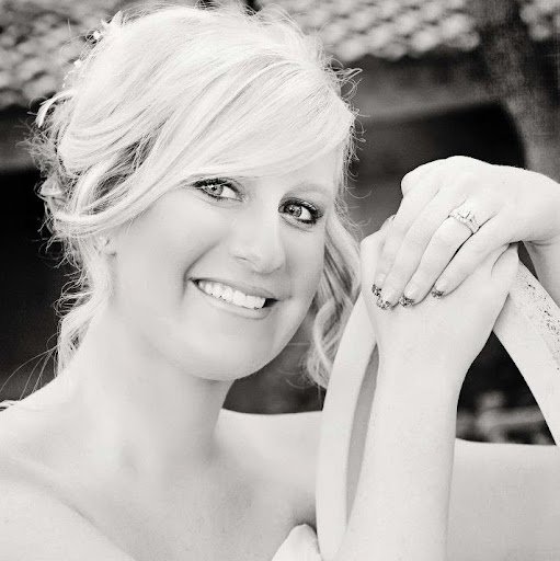 Amy Lowe Photo 20