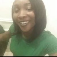 Tamara Robinson Photo 37