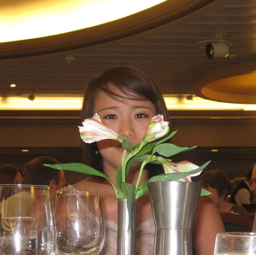 April Lee Photo 34