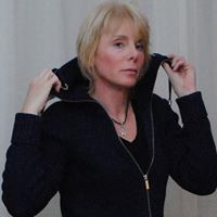 Nanette Lewis Photo 19