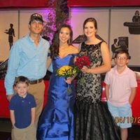 Michele Rollins Photo 11