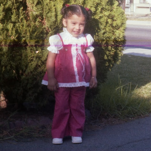 Deborah Mendoza Photo 15