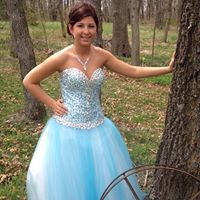 Teresa Reiser Photo 5