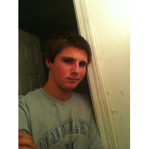 Jon Walls Photo 33
