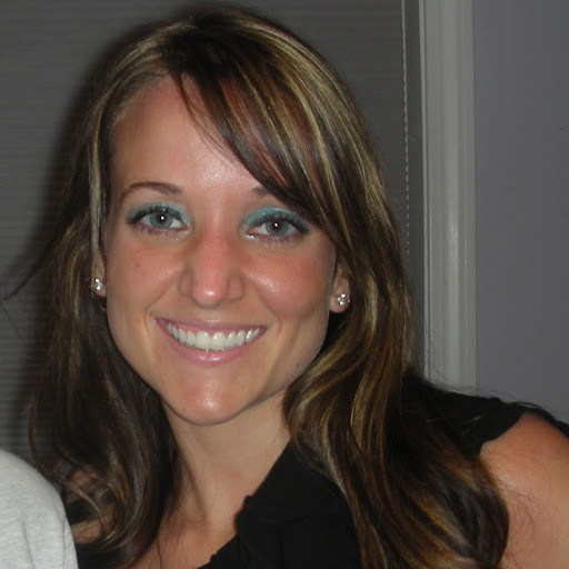 Laura Pike Photo 35