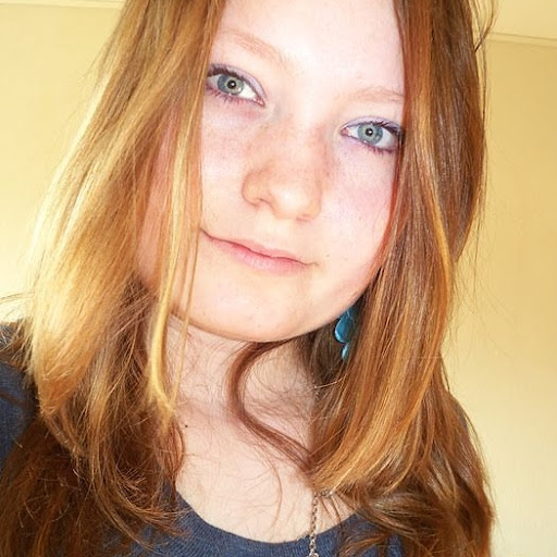 Suzanne Sanders Photo 49