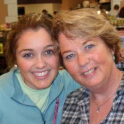 Antoinette Saunders Photo 17