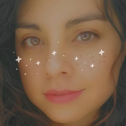 Sara Santiago Photo 32