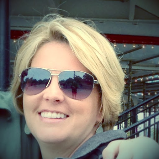 Andrea Hawkins Photo 49