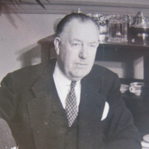 Willis Johnson Photo 17