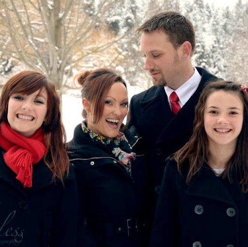 Jamie Snow Photo 8