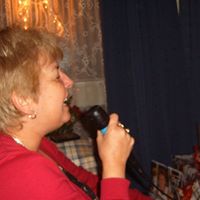 Maria Howe Photo 8