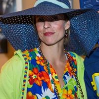 Joanna Schroeder Photo 8